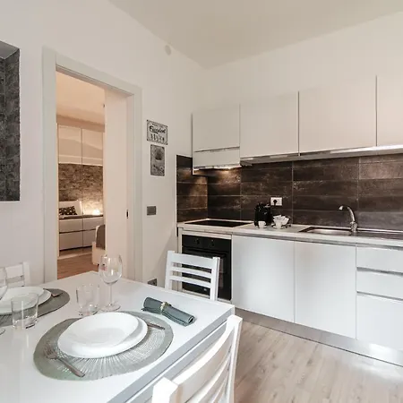 Love's Corner - By Myhomeincomo Appartement Carate Urio