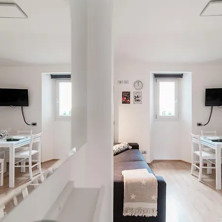 Appartement Love's Corner - By Myhomeincomo