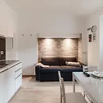 Love's Corner - By Myhomeincomo Apartmán *